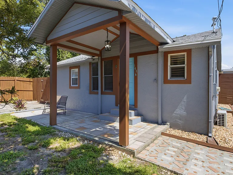 163 W Klosterman Rd — Photo 5