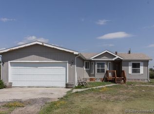 9534 Blue Mesa Rd, Cheyenne, WY 82009