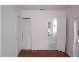 5th image of 807 SW 7th Ave
