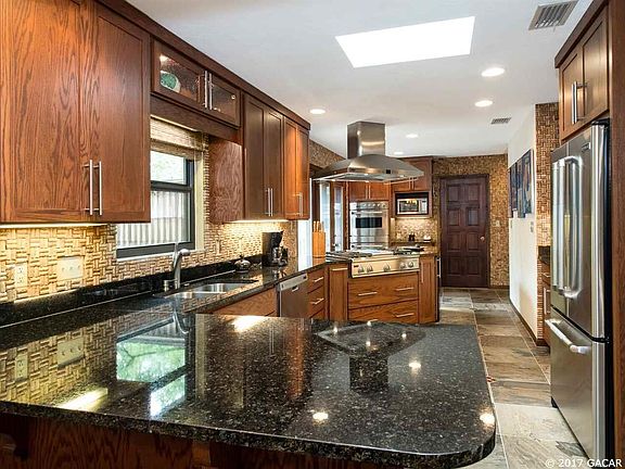 3rd image of 6517 NW 27th Pl