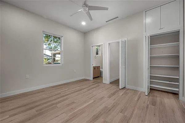 2 bed, 1.5 bath, 800 sqft, $2,999 — Photo 2