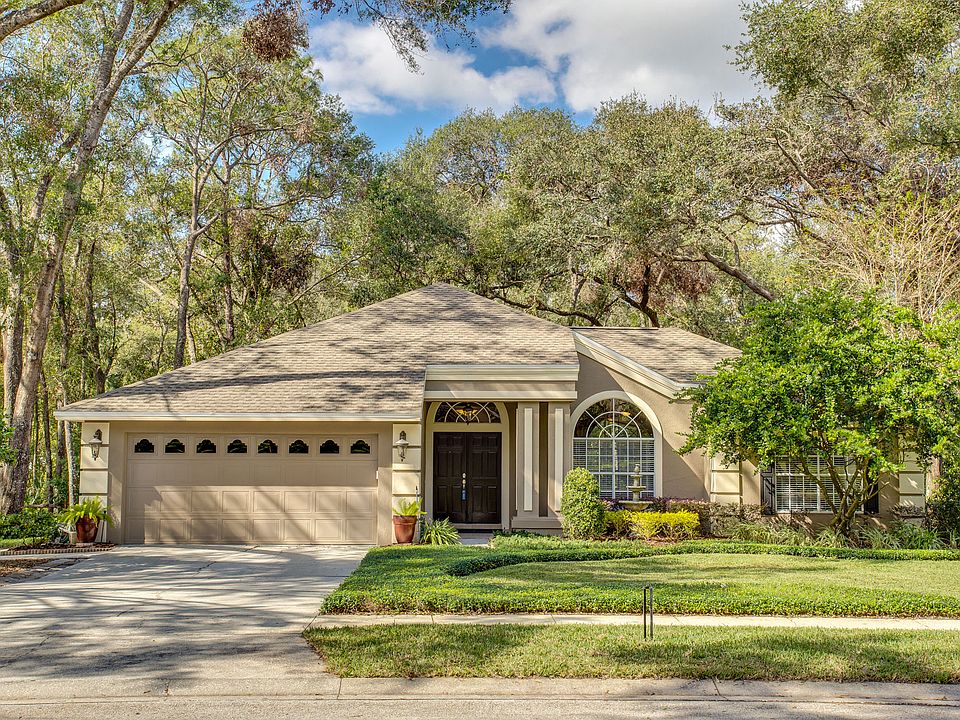 1st image of 1322 Crown Isle Cir
