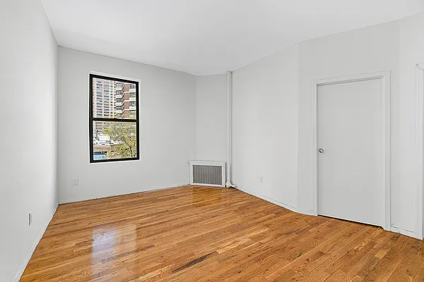 Rented by REAL New York | media 20