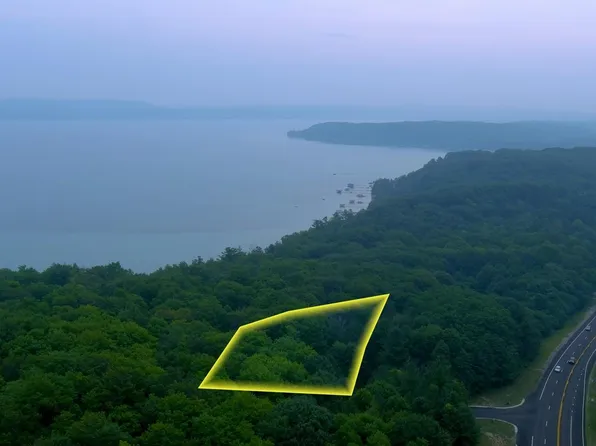 PARCEL Shorewood Dr #B, Frankfort, MI 49635