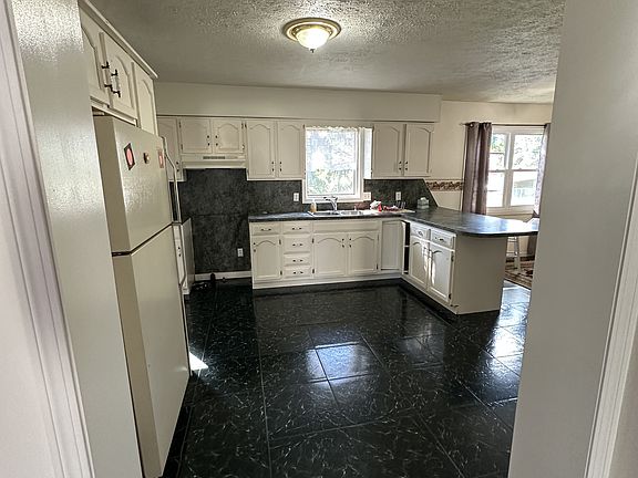Large Eat-in Kitchen, Stove will be provided