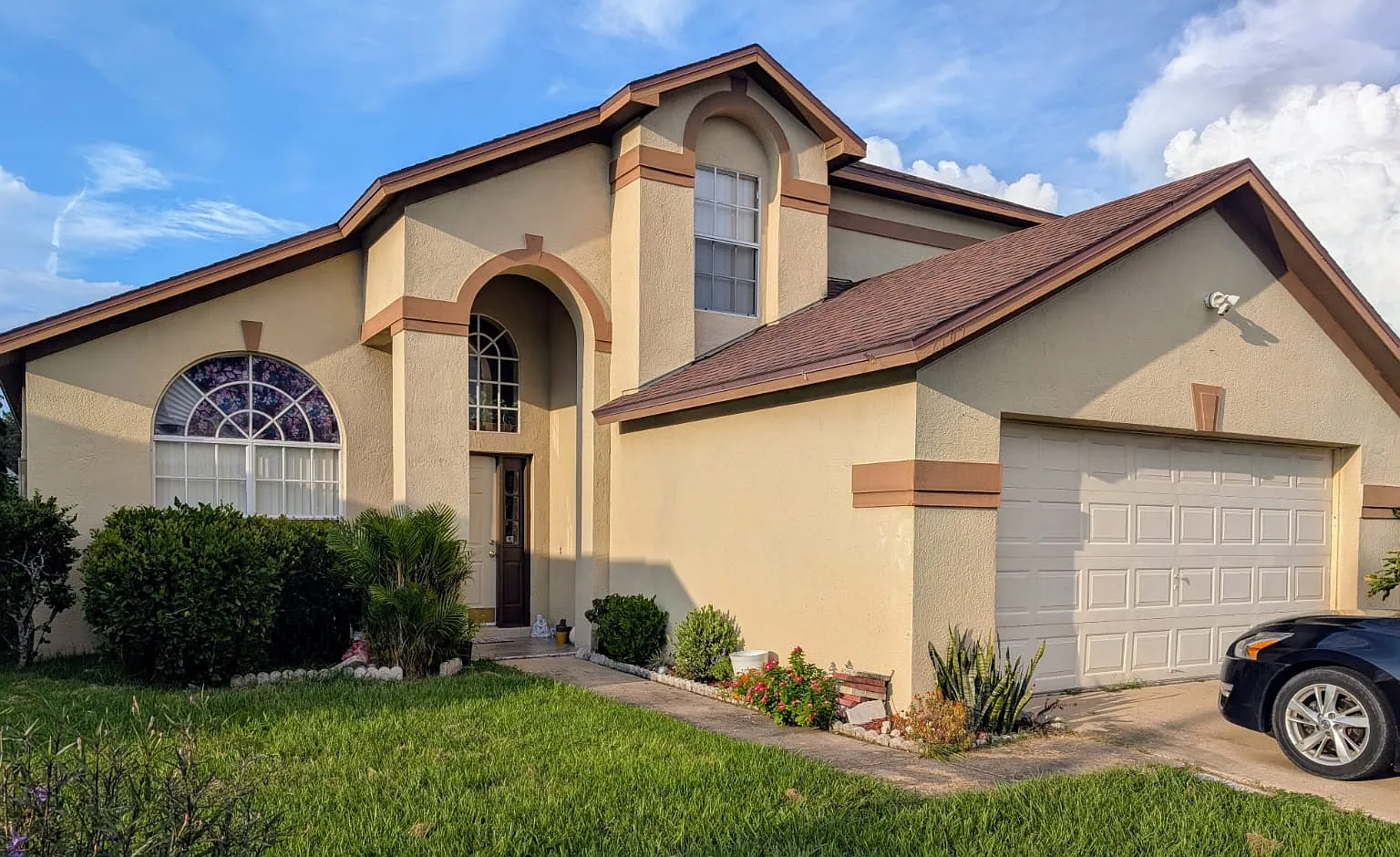3 bed, 2.5 bath, 1815 sqft, $3,000 — Photo 2