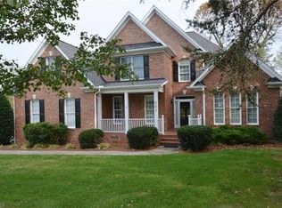 201 Winrow Dr, Jamestown, NC 27282