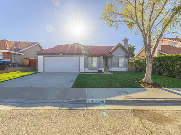 37039 Zinnia St, Palmdale, CA 93550