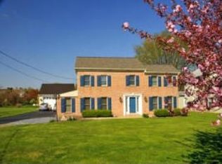 1616 Mentzer Rd, Lancaster, PA 17602
