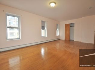 569 Vanderbilt Avenue #Third Floor, Brooklyn, NY 11238