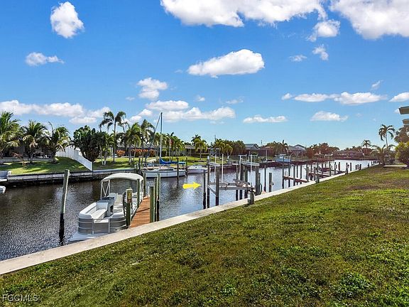 3rd image of 3901 Del Prado Blvd S #203