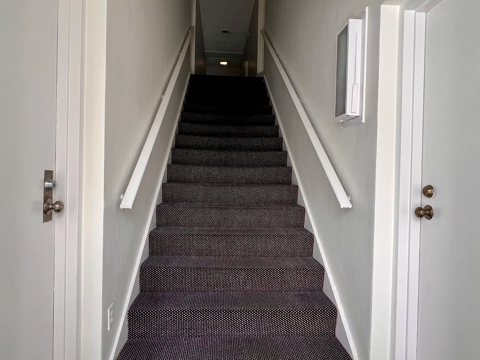 2 bed, 1200 sqft, $3,200 — Photo 3