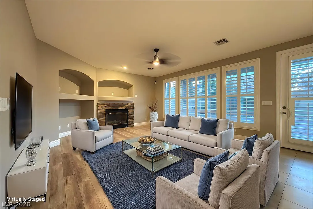 4 bed, 3.5 bath, 3976 sqft, $4,500 — Photo 3