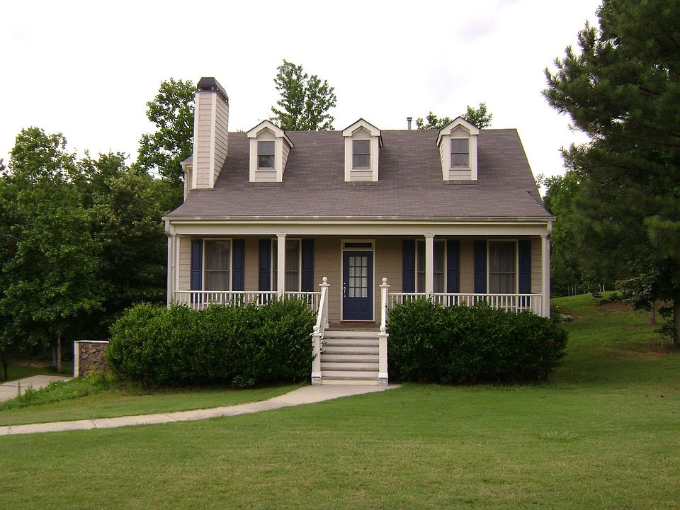 113 Holly Pl (Front)