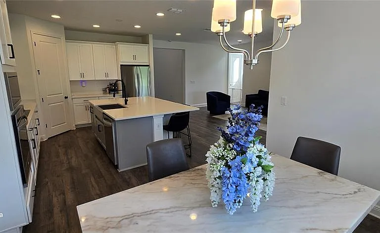 18410 Blue Heron Cir — Photo 15