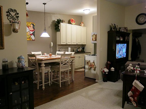4th image of 26 Ivy St APT 7B