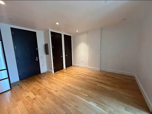 Living room, photo 1