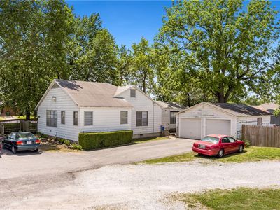 1380 Butterfield Coach Rd, Springdale, AR, 72764