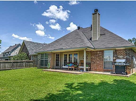 2nd image of 10472 Plum Creek Dr