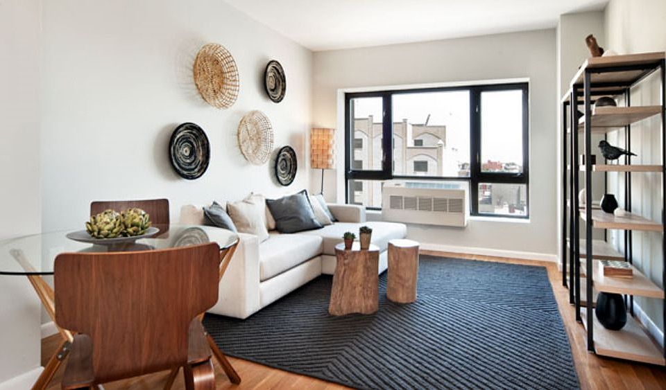 1st image of 2638 21st St APT 7H
