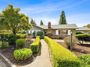 4905 Londonberry Dr, Santa Rosa, CA 95403