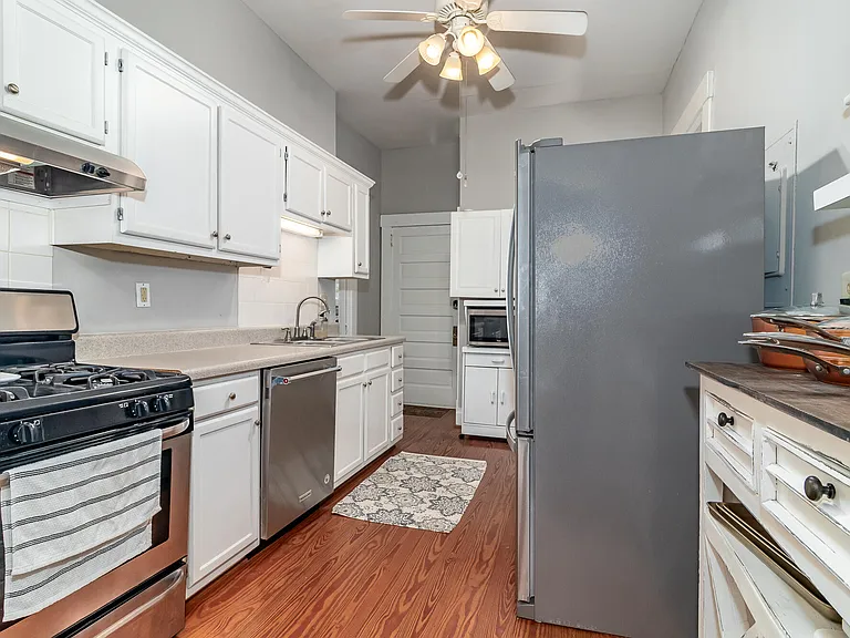 1117 Cobb St — Photo 9
