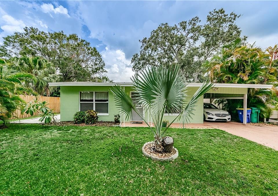 1st image of 10617 Lake Breeze Dr