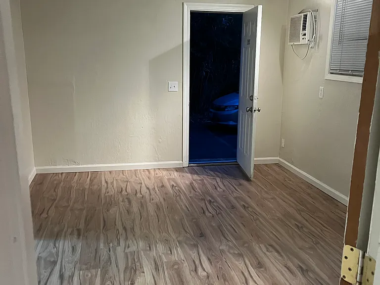 3555 Mount Diablo Blvd #C — Photo 6