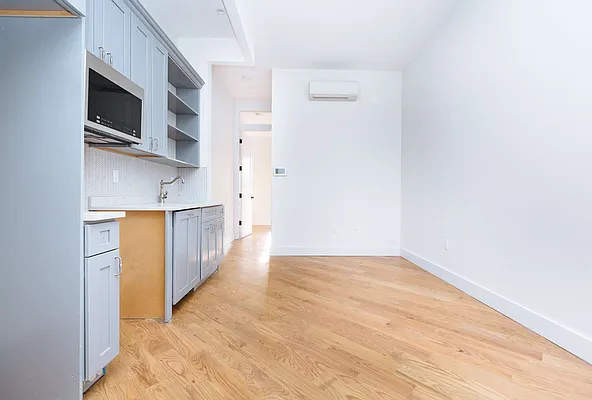 Rented by Nooklyn NYC LLC | media 29