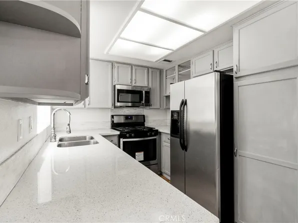 19816 Sandpiper Pl Unit 25, Santa Clarita, CA 91321