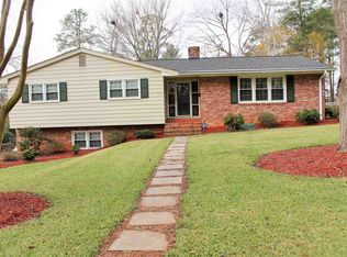 408 Fernwood Dr, Spartanburg, SC 29307