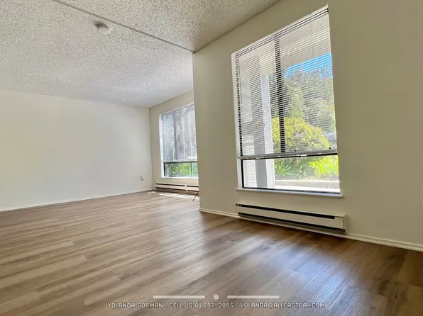 5 Admiral Dr, Emeryville, CA