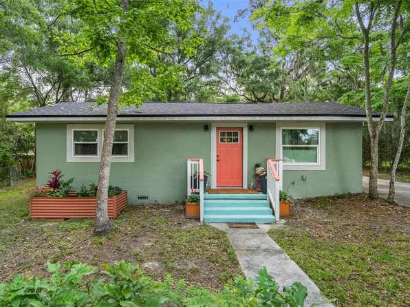 815 ROBERTA AVENUE, BROOKSVILLE, FL 34601