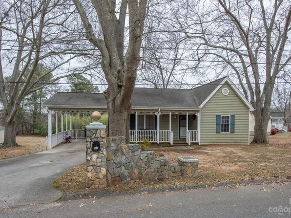 1207 Lackey St, Shelby, NC 28152