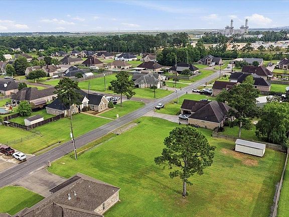 3rd image of 300 Tyler Dr Lot 68