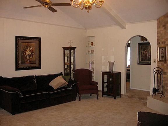 3rd image of 1934 Westwood Dr