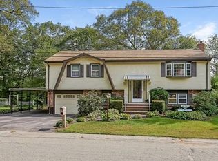 28 Bayberry Ln, Taunton, MA 02780