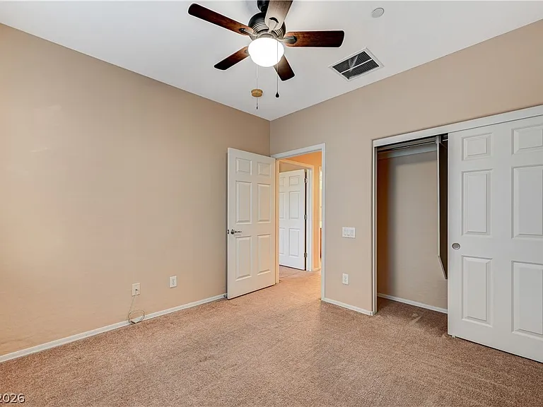 6868 Sky Pointe Dr #2115 — Photo 31