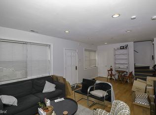 2458 W Superior St #CH, Chicago, IL 60612