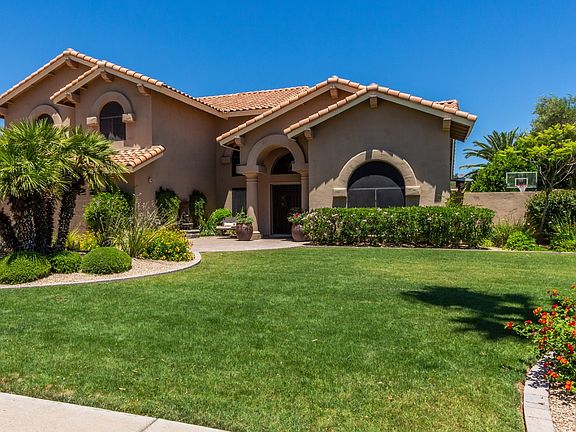 2nd image of 9550 E Larkspur Dr
