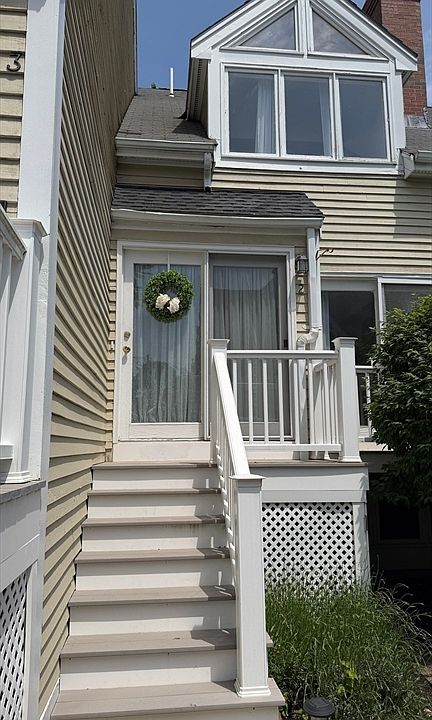 1st image of 258 Lafayette St APT 2