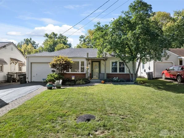 6761 Sunray Ave, Cincinnati, OH 45230