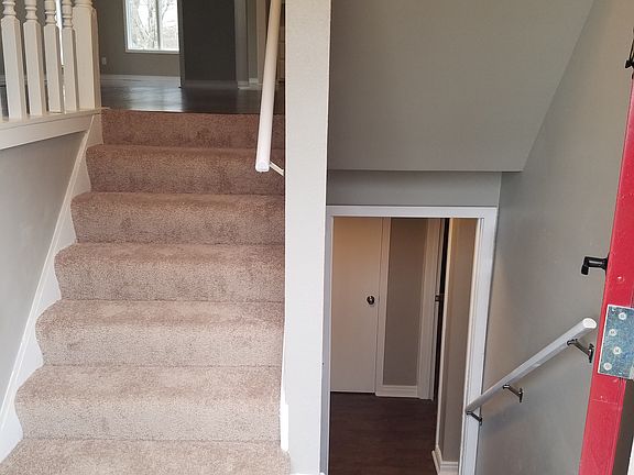 4th image of 1905 Sunnyslope Dr