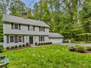 2 Hunter Ln, Ridgefield, CT 06877