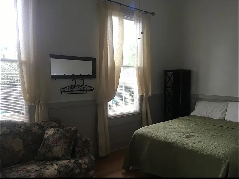 212A E Bolton Ln — Photo 4