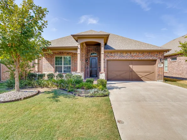 105 Mineral Point Dr, Aledo, TX 76008