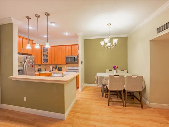 9614 W Mcnab Road #204, Tamarac, FL 33321