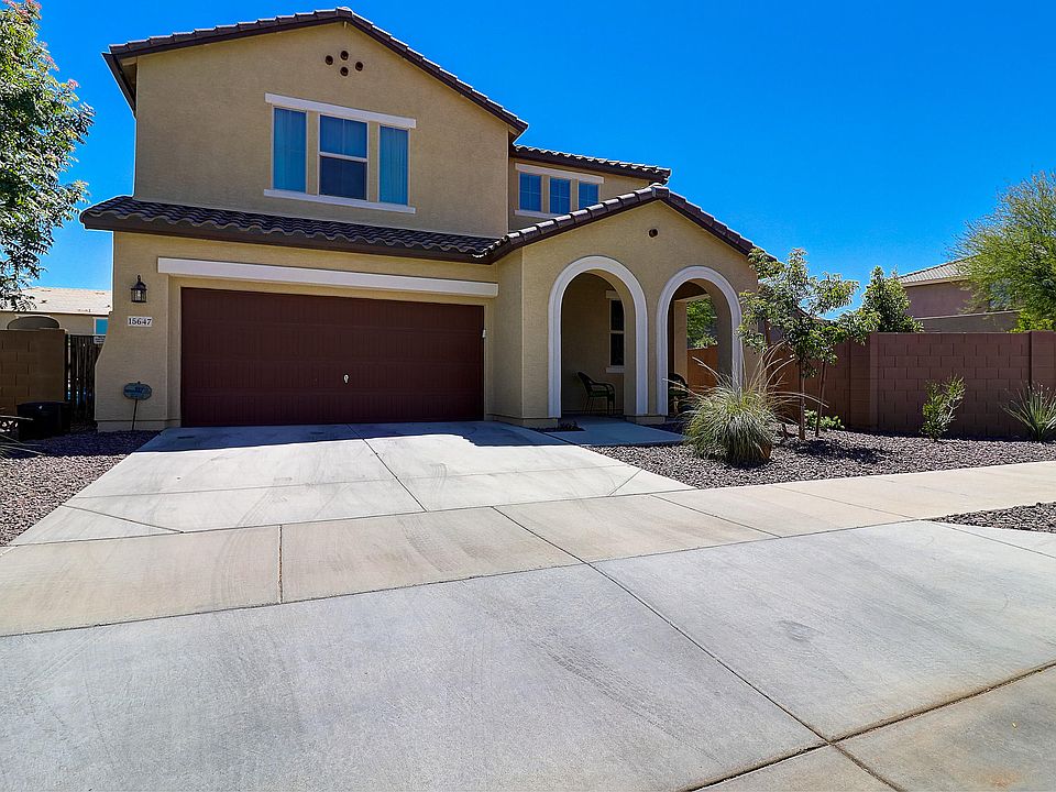 1st image of 15647 W Poinsettia Dr