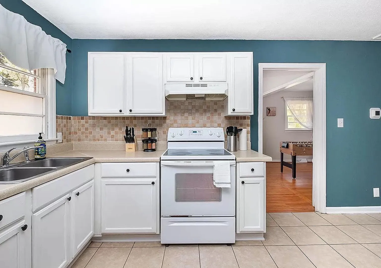 Room in 2 Bedroom Home at Archdale Dr — Photo 2