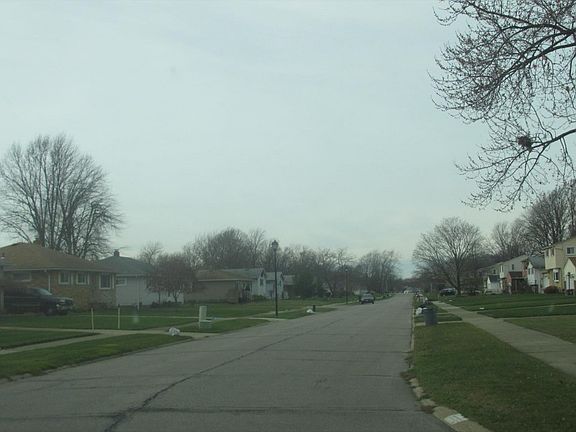 5th image of 35720 Glen Dr